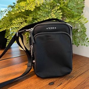 Tumi Voyageur Crossbody purse